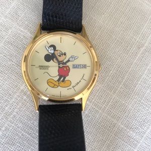 Vintage Seiko Mickey Mouse Watch